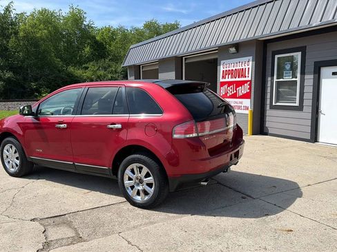 Used 2007 Lincoln MKX AWD image 3