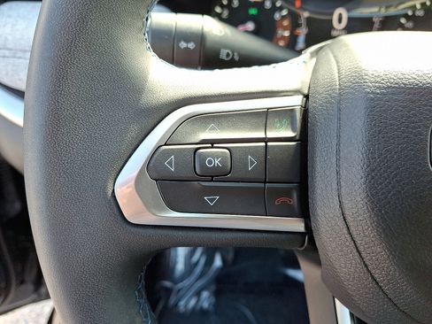 Used 2022 Jeep Compass Latitude AWD/4WD image 20