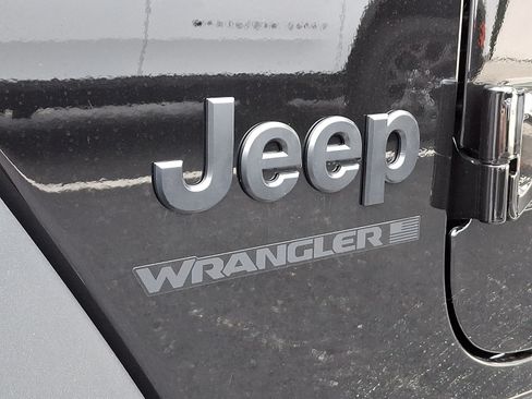 New 2026 Jeep Wrangler Unlimited Sport AWD/4WD image 17