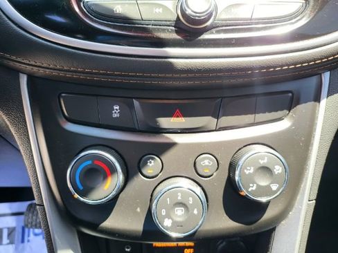 Used 2021 Chevrolet Trax LS w/ Tint and Cruise Package FWD image 14
