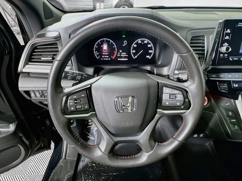 Used 2025 Honda Odyssey Sport-L image 10