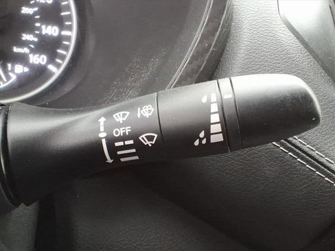 Used 2022 Nissan Sentra SV image 21