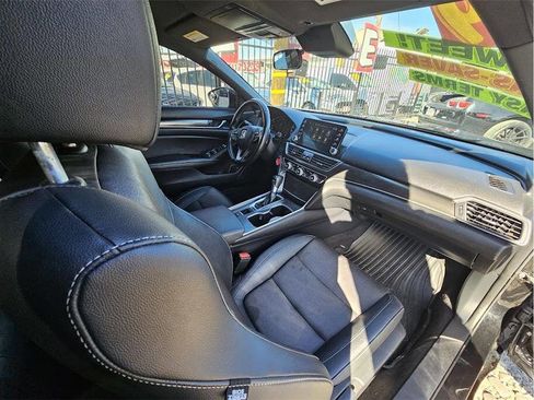 Used 2019 Honda Accord Sport image 13