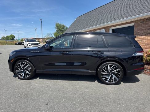 Used 2025 Lincoln Aviator Black Label w/ Jet Appearance Package image 17
