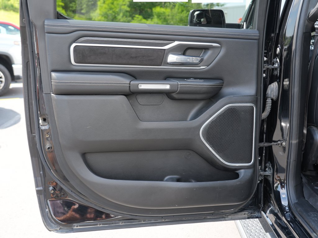 Used 2023 RAM 1500 Laramie AWD/4WD image 20