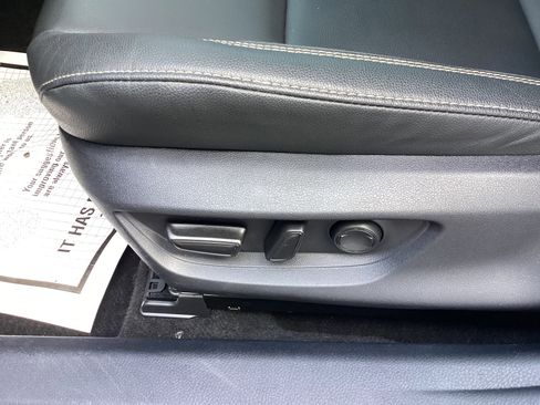 Certified 2025 Toyota Camry SE image 25