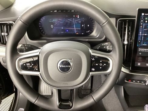 New 2026 Volvo XC90 B6 Ultra w/ Protection Package image 29