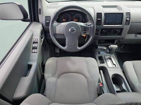 Used 2006 Nissan Frontier SE w/ (P01) Power Pkg AWD/4WD image 4