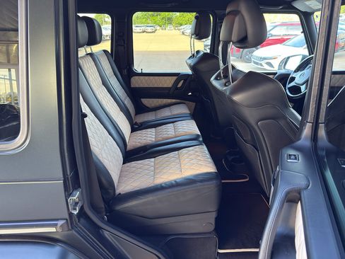 Used 2016 Mercedes-Benz G 63 AMG 4MATIC image 29