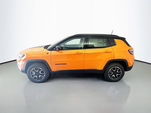 New 2026 Jeep Compass Trailhawk image 4
