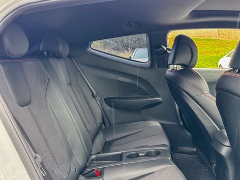 Used 2020 Hyundai Veloster Turbo image 21