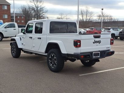New 2026 Jeep Gladiator Sport