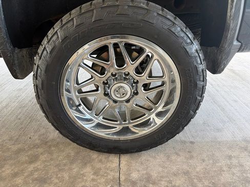 Used 2020 Chevrolet Silverado 2500 LTZ w/ LTZ Texas Edition AWD/4WD image 8