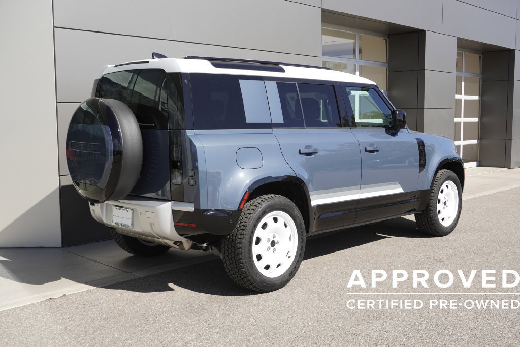 Used 2026 Land Rover Defender 110 S AWD/4WD image 4