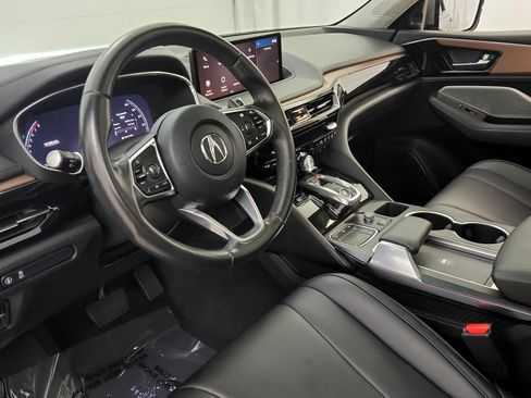 Used 2022 Acura MDX FWD image 16