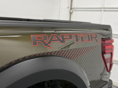 Used 2025 Ford F150 Raptor AWD/4WD image 13