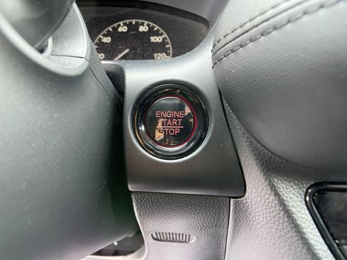 Certified 2024 Honda HR-V LX image 26