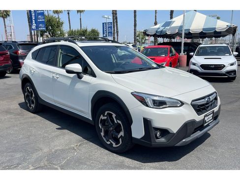 Used 2023 Subaru Crosstrek 2.5i Limited AWD/4WD image 8