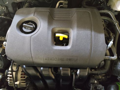 Used 2025 Kia Soul LX FWD image 30