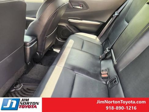 Used 2024 Toyota Prius XLE FWD image 30