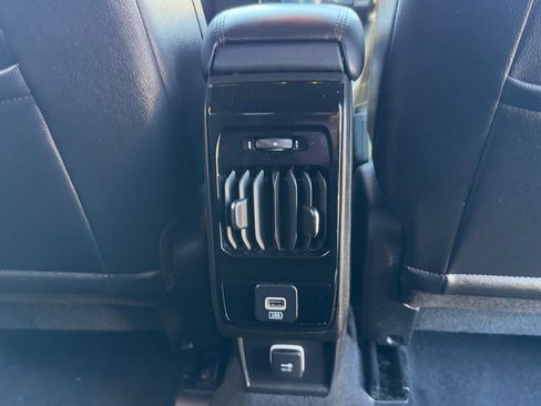 Used 2024 Jeep Compass Limited image 26