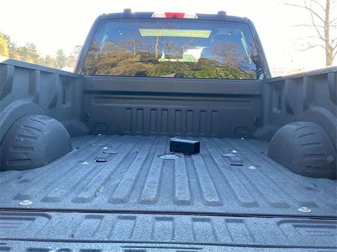 Used 2025 Ford F450 Lariat w/ Chrome Package image 30