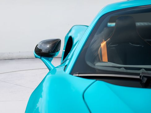 New 2025 McLaren Artura RWD image 18