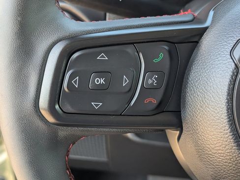 Used 2025 Jeep Wrangler Unlimited Rubicon AWD/4WD image 22