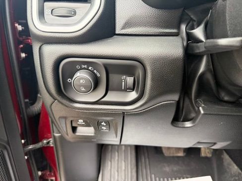 Used 2025 RAM 1500 Big Horn AWD/4WD image 21