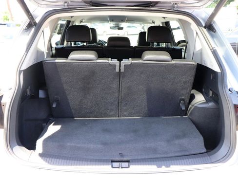 Used 2024 Volkswagen Tiguan SE FWD image 55