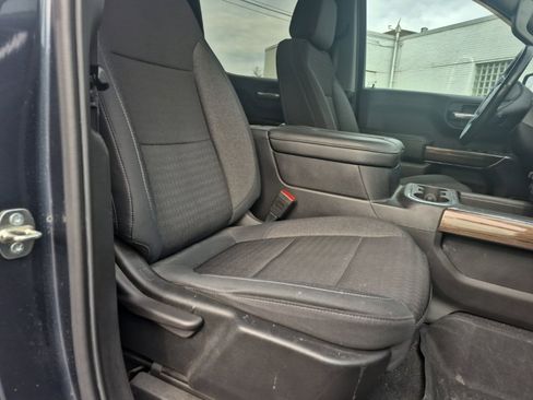 Used 2020 Chevrolet Silverado 1500 RST image 12