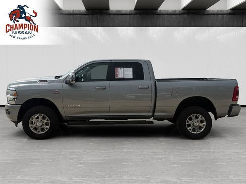 Used 2024 RAM 2500 Laramie AWD/4WD image 2