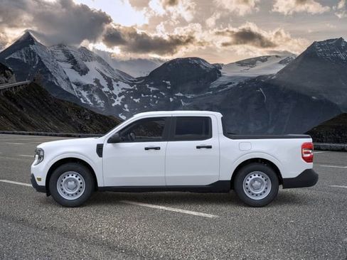 New 2026 Ford Maverick XL AWD/4WD image 3