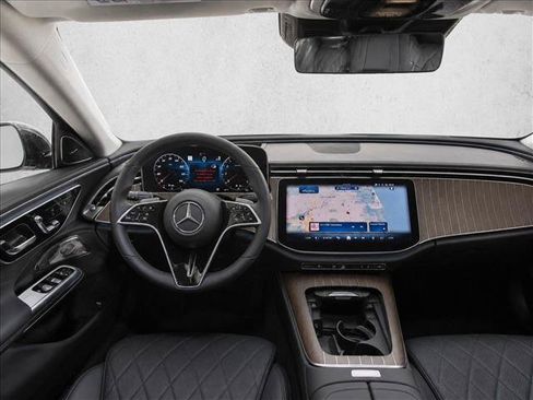 Used 2024 Mercedes-Benz E 450 4MATIC Sedan image 24