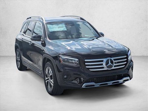 Certified 2026 Mercedes-Benz GLB 250 4MATIC image 3