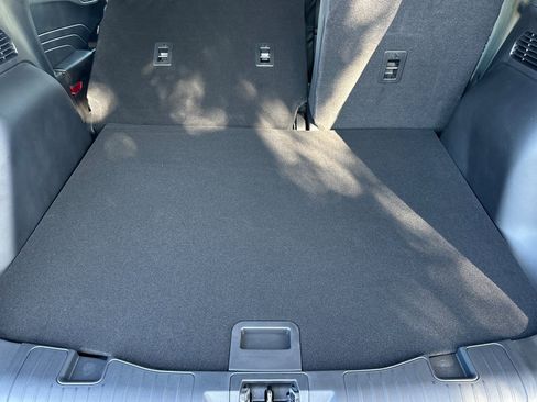 New 2025 Ford Escape SE image 14