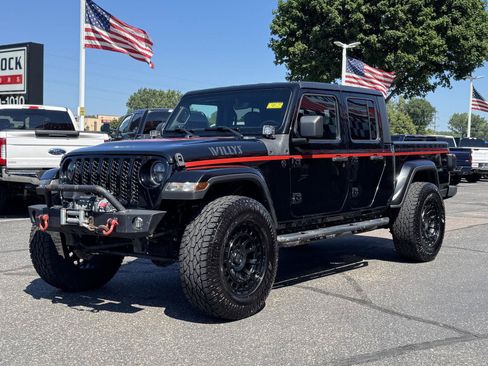 Used 2021 Jeep Gladiator Sport AWD/4WD image 3
