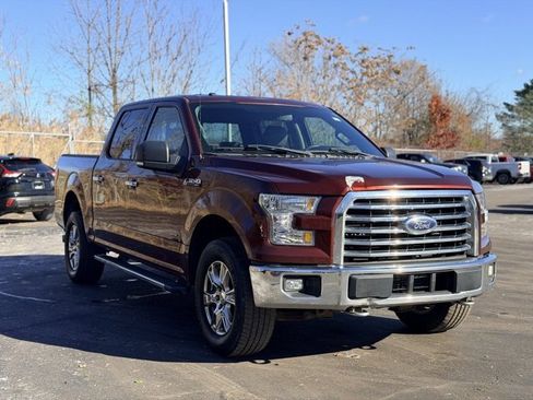 Used 2015 Ford F150 XLT w/ Equipment Group 302A Luxury image 2