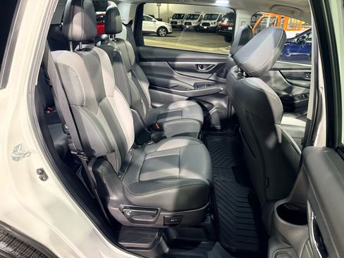 Used 2024 Subaru Ascent Onyx Edition image 17