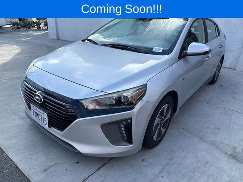 Used 2017 Hyundai Ioniq SEL FWD image 1
