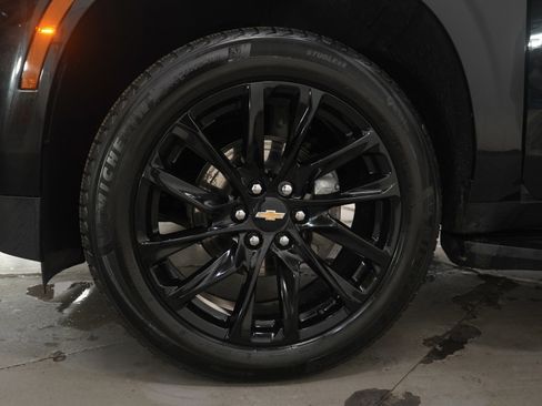 Used 2025 Chevrolet Tahoe High Country w/ Sun And Tow Package AWD/4WD image 36