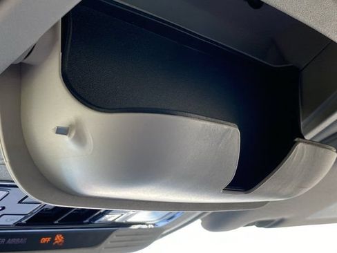 Used 2026 Lincoln Aviator AWD image 32