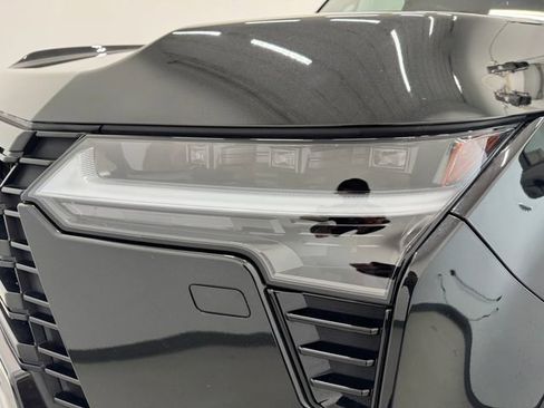 Used 2024 Lexus GX 550 image 33