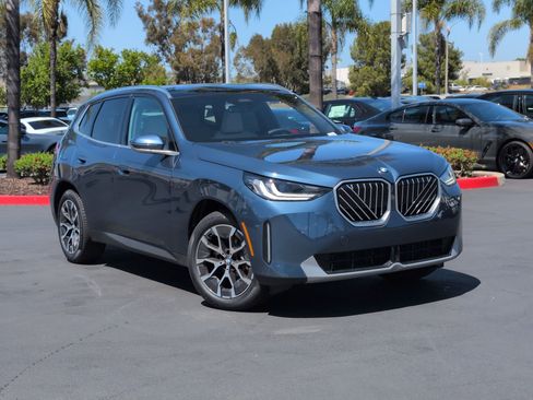 New 2026 BMW X3 xDrive30 w/ Convenience Package image 2