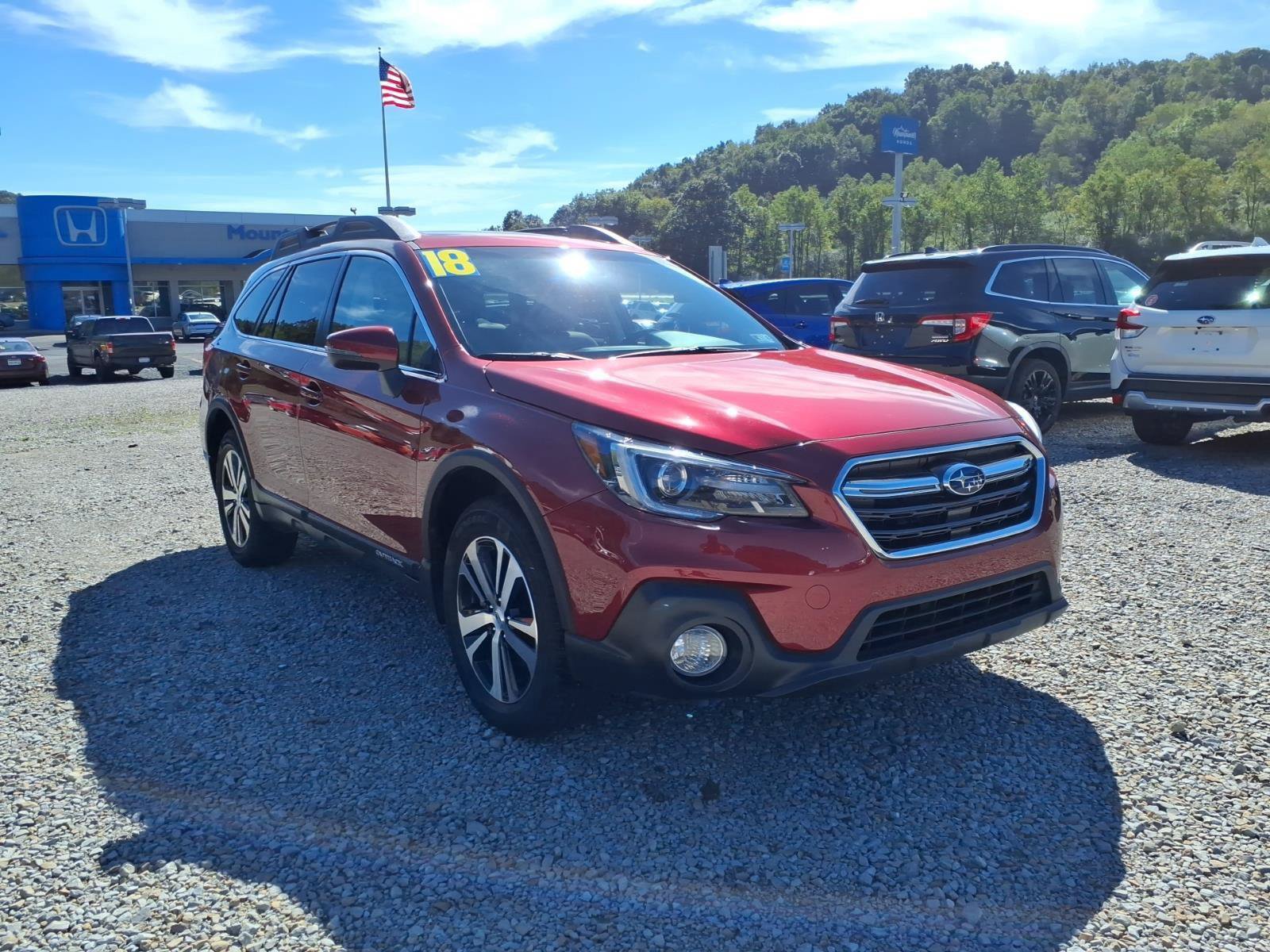 Used 2018 Subaru Outback 2.5i Limited AWD/4WD image 3