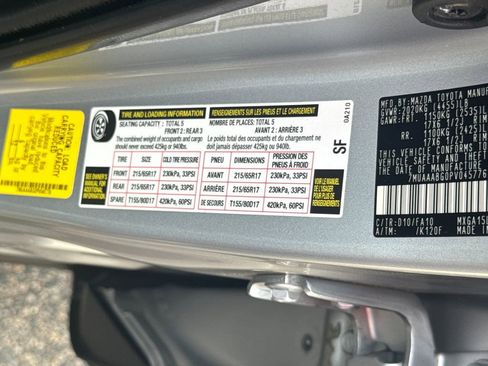 Used 2023 Toyota Corolla Cross L AWD/4WD image 45