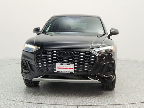 Used 2023 Audi Q5 2.0T Premium Plus w/ Premium Plus Package AWD/4WD image 2