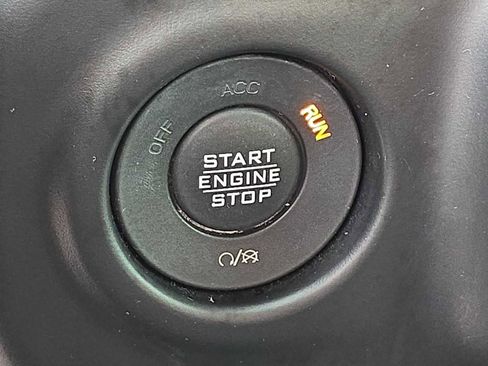 Used 2021 Jeep Wrangler Unlimited Rubicon image 24