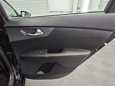 Used 2019 Kia Forte LXS image 31