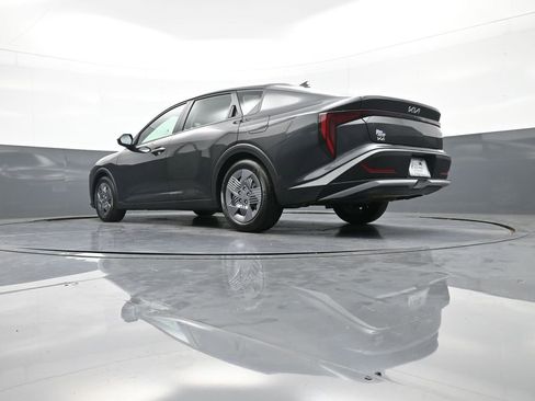 Certified 2025 Kia K4 LX image 31